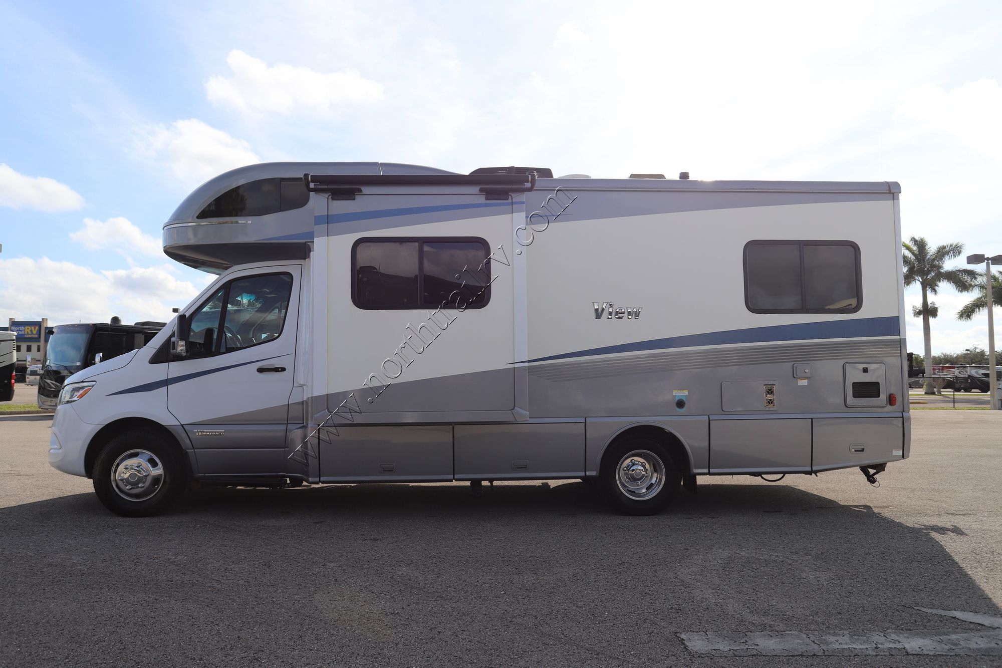 Used 2021 Winnebago View 24V Class C  For Sale