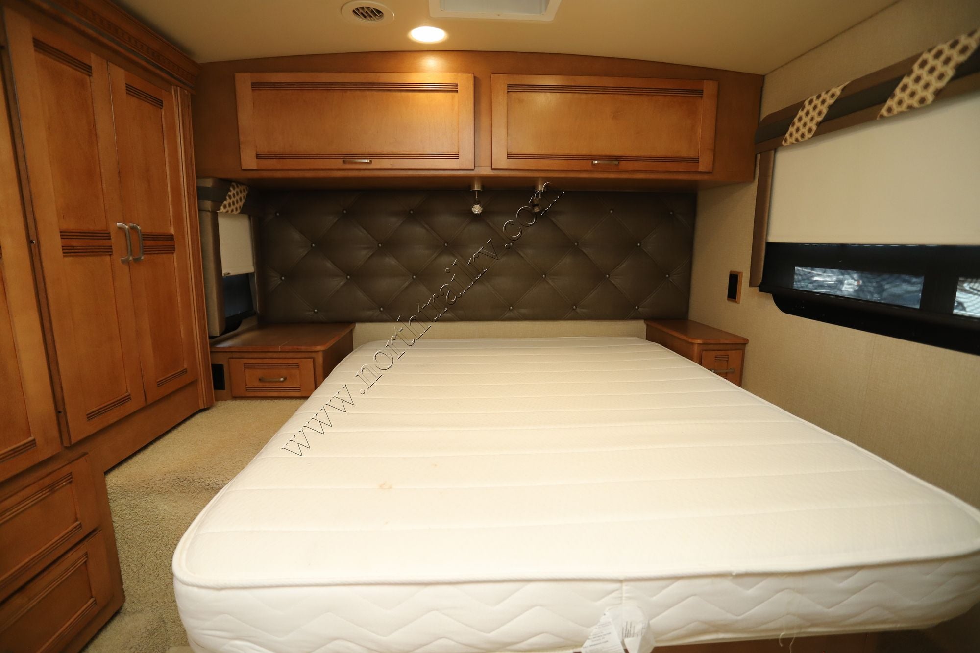 Used 2015 Winnebago Aspect 30J Class C  For Sale
