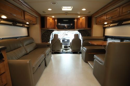 2015 Winnebago Aspect 30J
