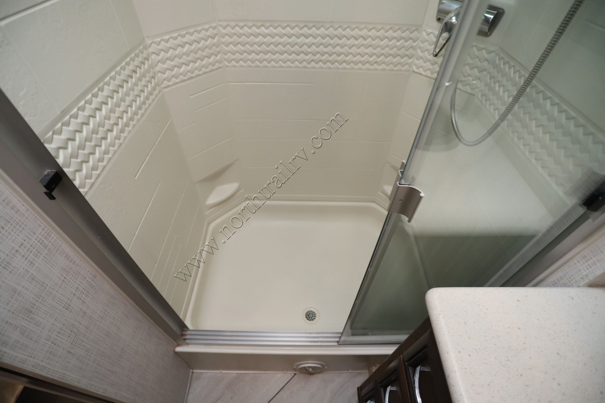 Used 2022 Newmar Bay Star 3609 Class A  For Sale