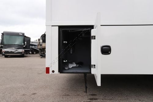 2026 Renegade Rv Classic 45CMR Super C