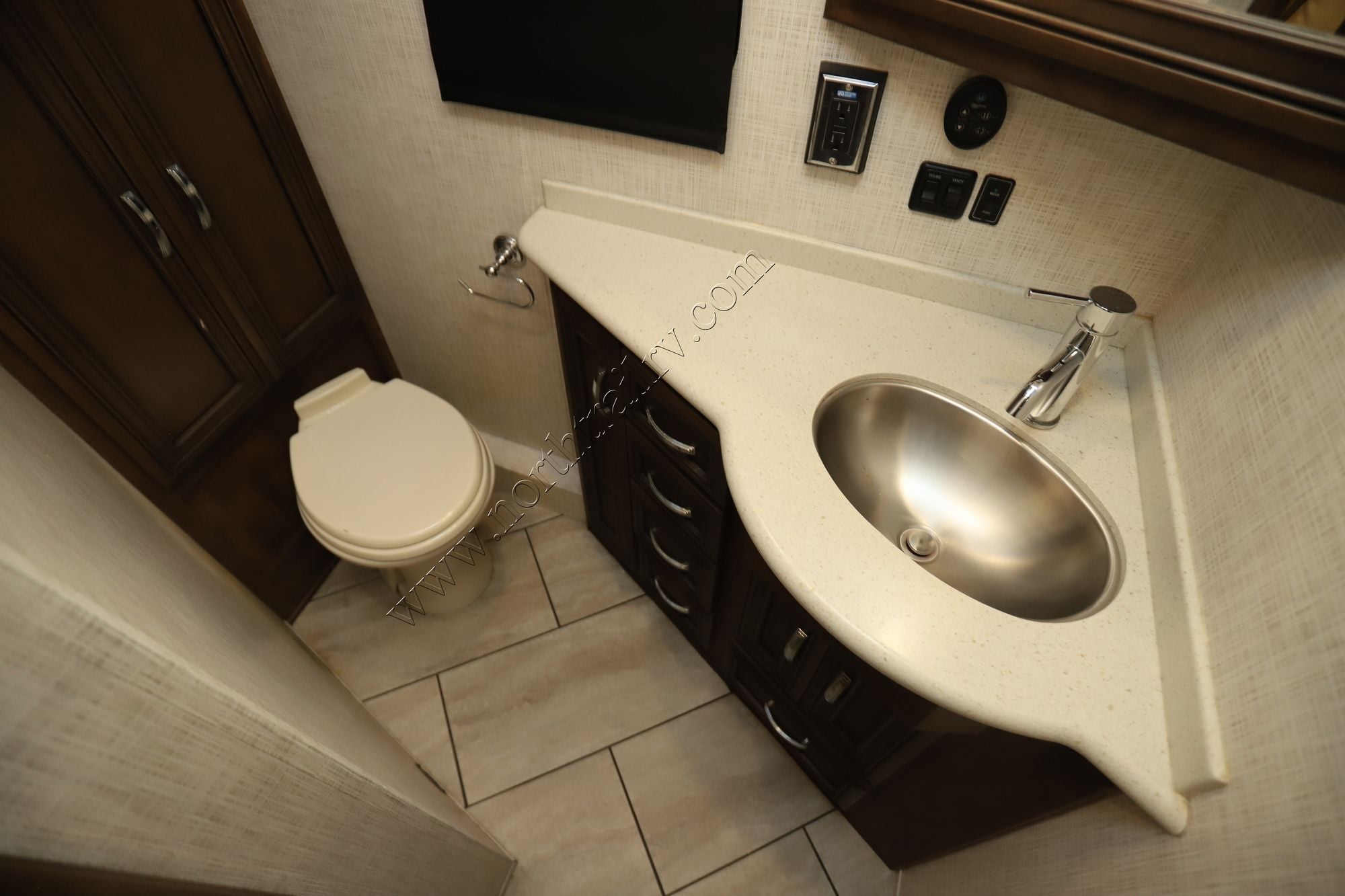 Used 2022 Newmar Bay Star 3609 Class A  For Sale