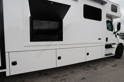 2026 Renegade Rv Classic 45CMR Super C