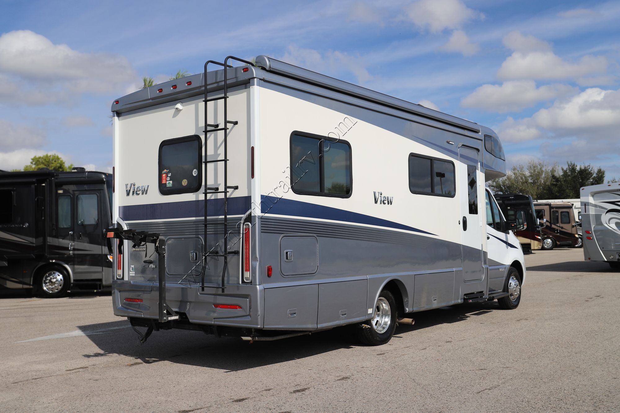 Used 2021 Winnebago View 24V Class C  For Sale