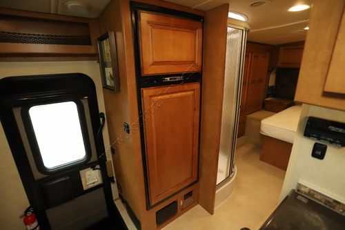 2015 Winnebago Aspect 30J