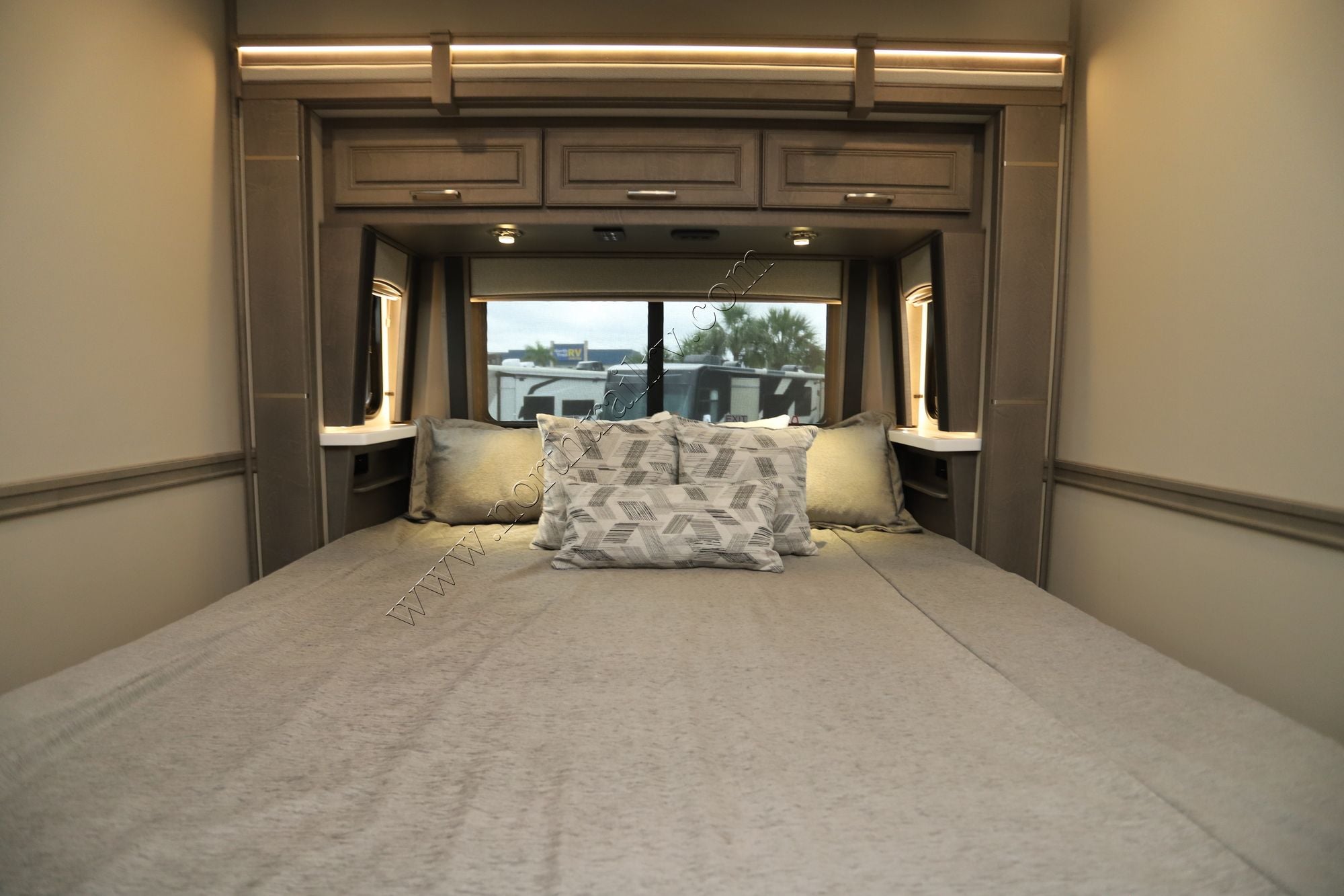 New 2026 Renegade Rv Classic 45CMR Super C  For Sale