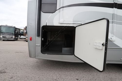 2015 Winnebago Aspect 30J