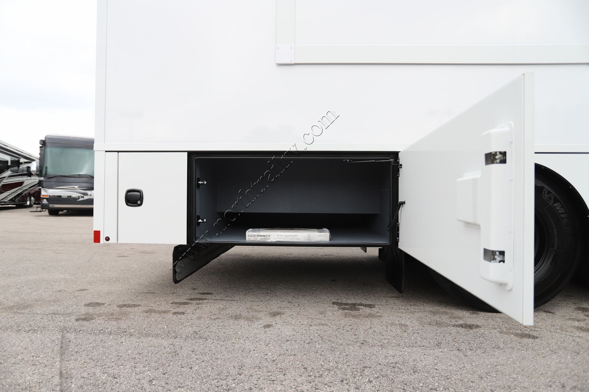 New 2026 Renegade Rv Classic 45CMR Super C  For Sale