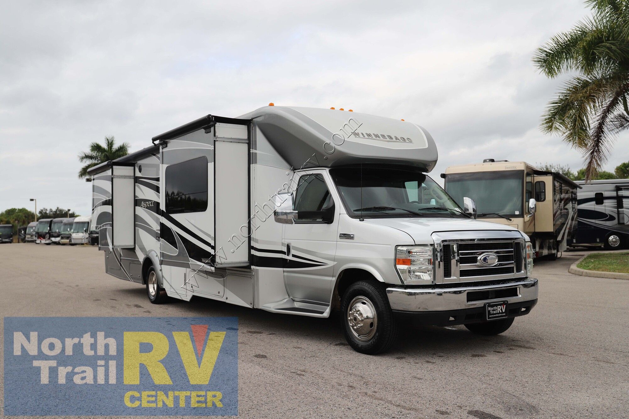 Used 2015 Winnebago Aspect 30J Class C  For Sale