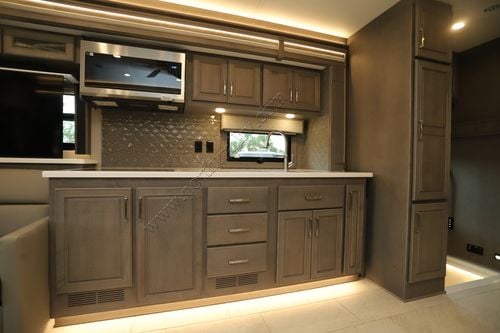 2026 Renegade Rv Classic 45CMR Super C