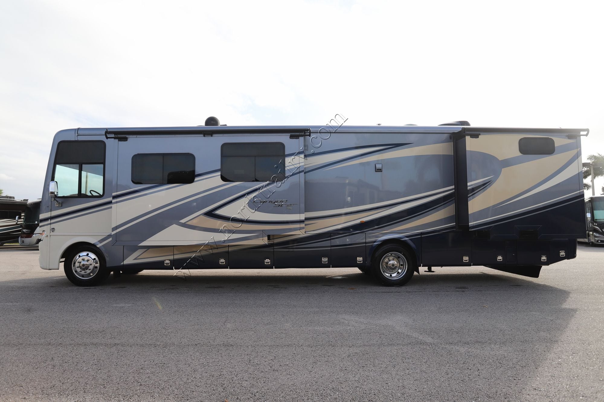 Used 2020 Newmar Canyon Star 3911 Class A  For Sale