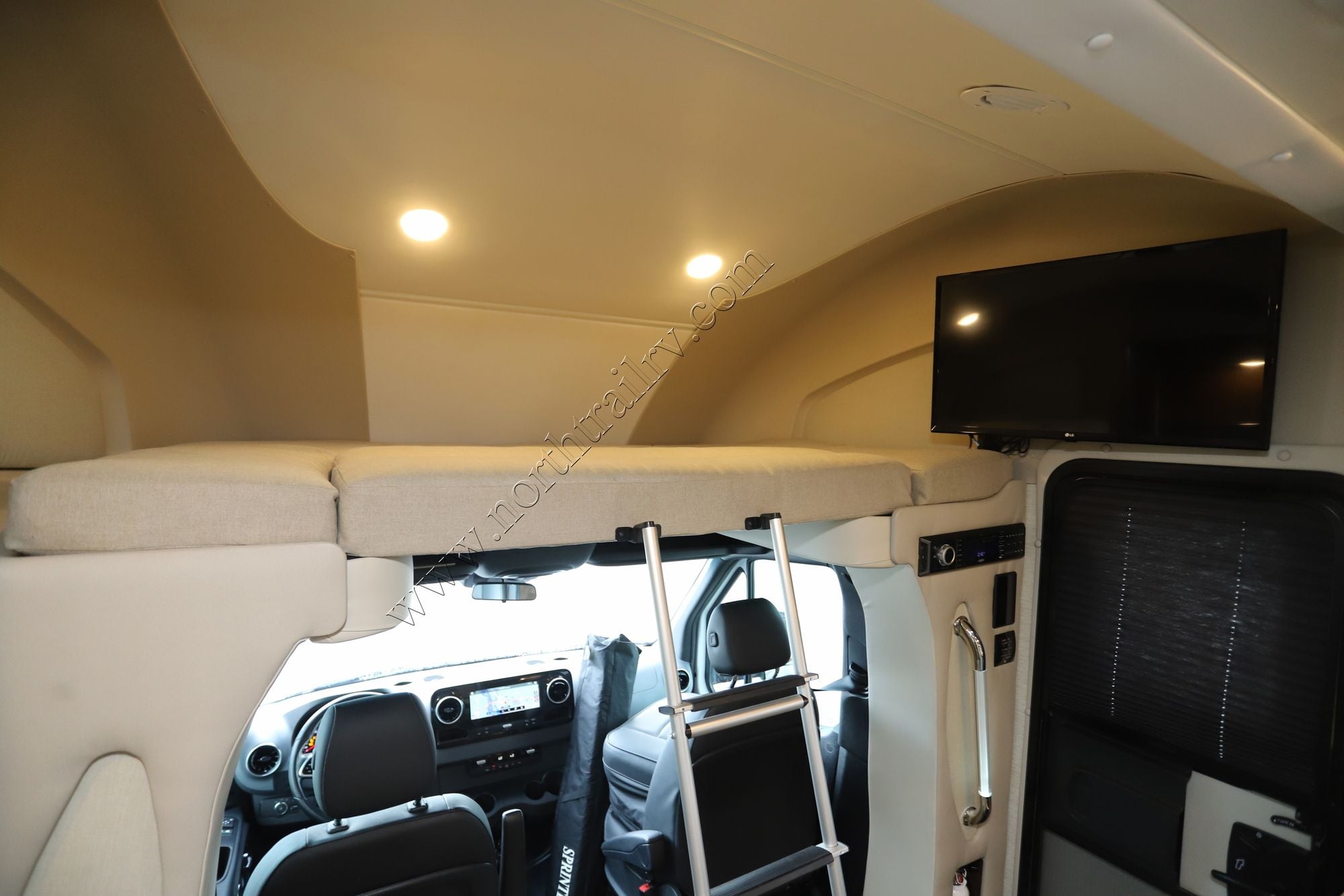 Used 2020 Tiffin Motor Homes Wayfarer 25TW Class C  For Sale