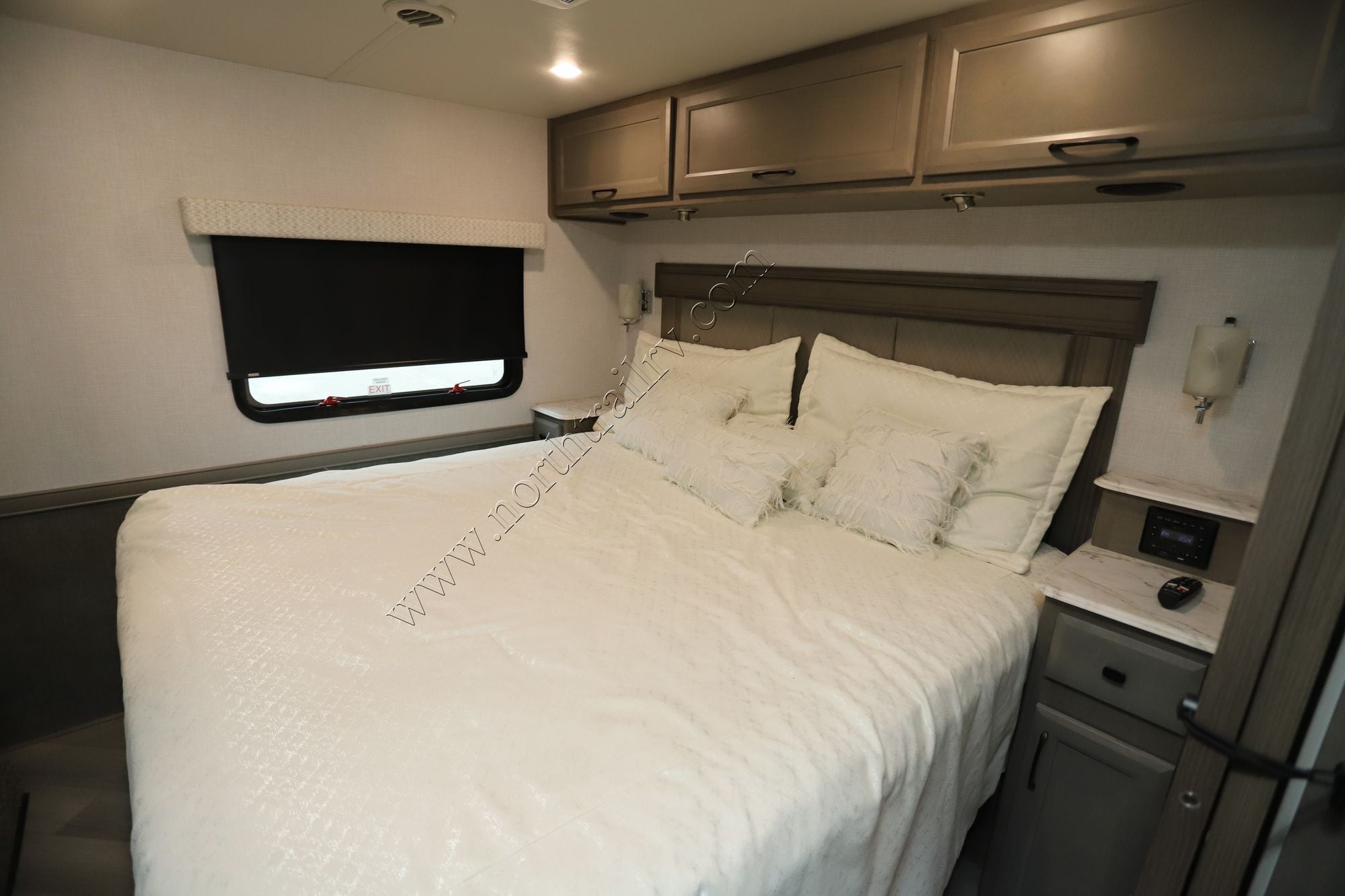 Used 2024 Fleetwood Flex 35R Class A  For Sale