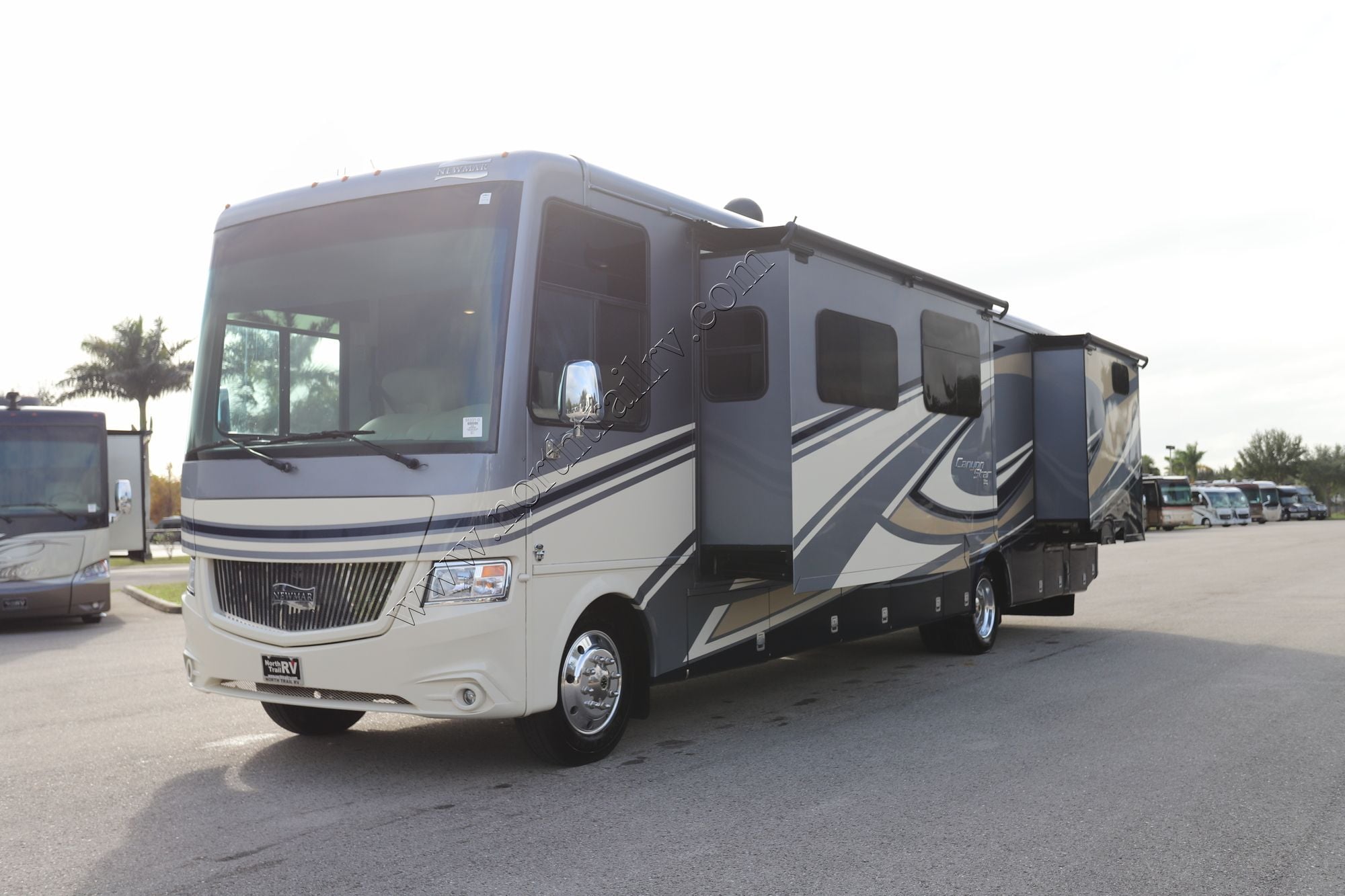 Used 2020 Newmar Canyon Star 3911 Class A  For Sale
