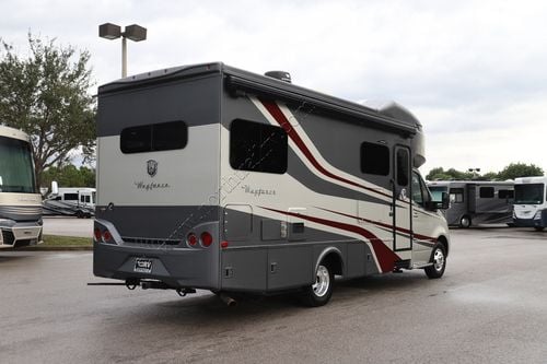 2020 Tiffin Motor Homes Wayfarer 25TW