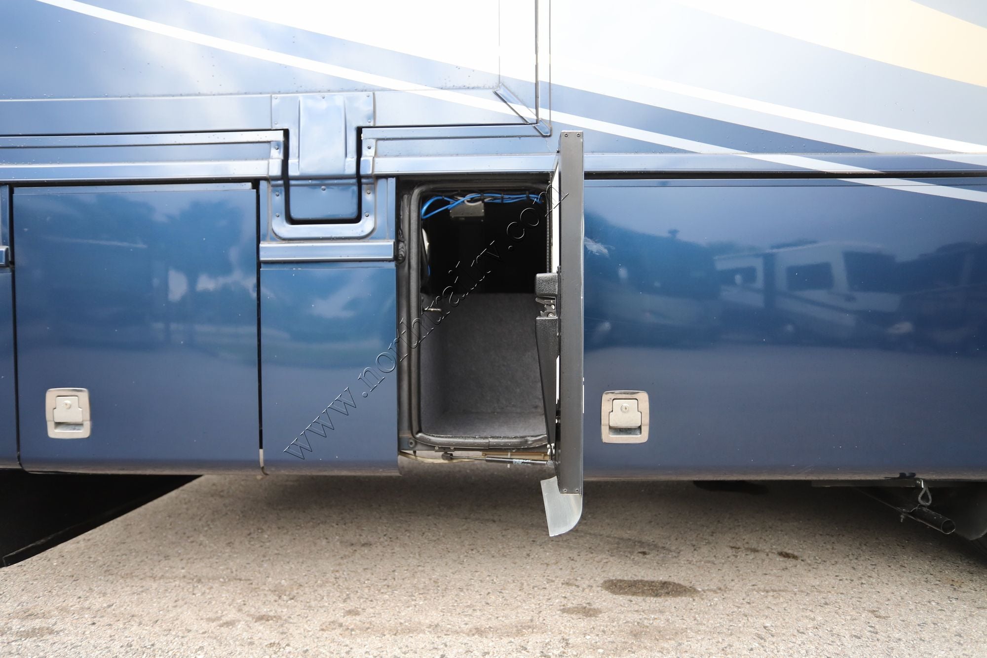 Used 2020 Newmar Canyon Star 3911 Class A  For Sale