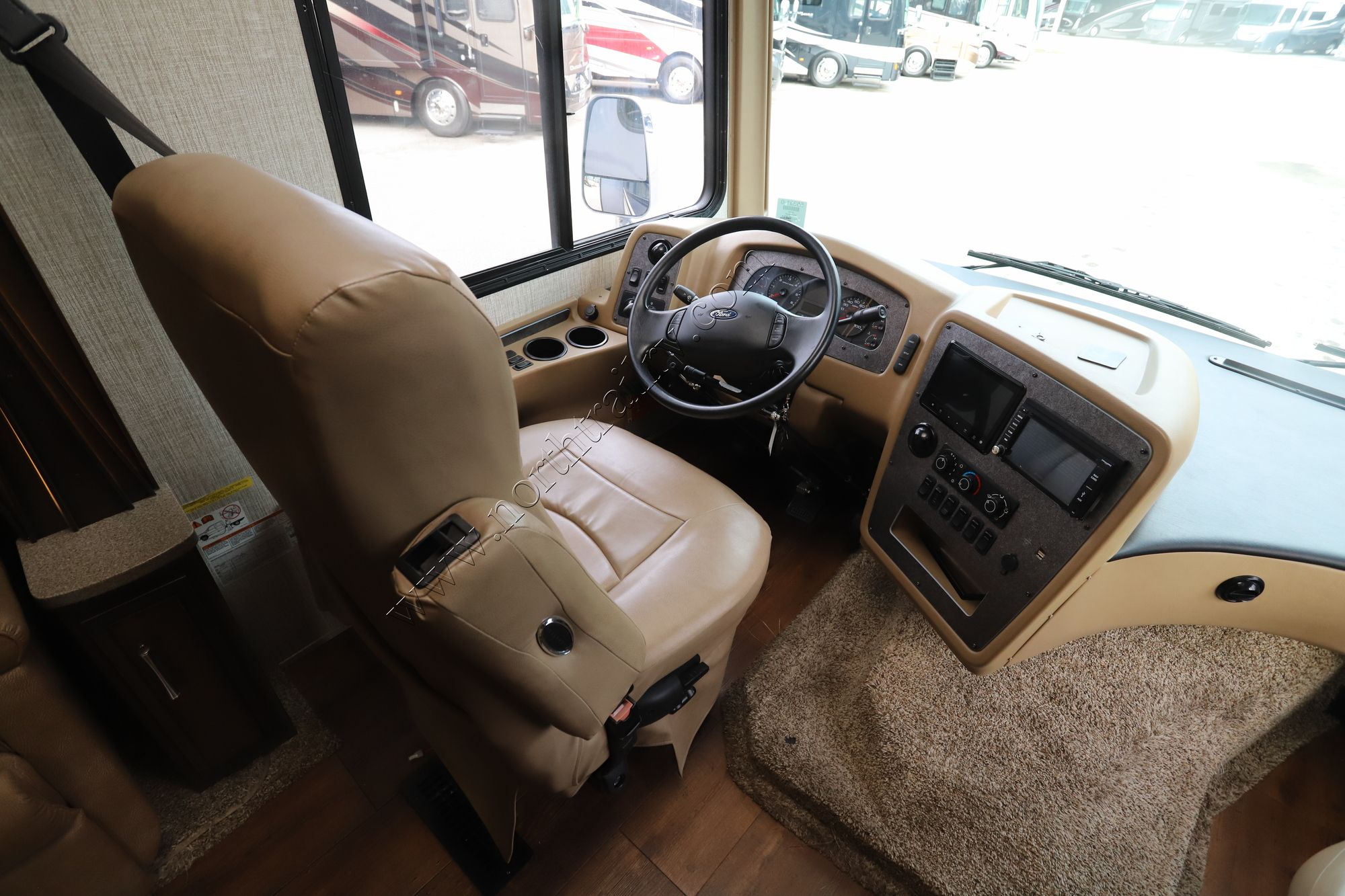 Used 2020 Newmar Canyon Star 3911 Class A  For Sale