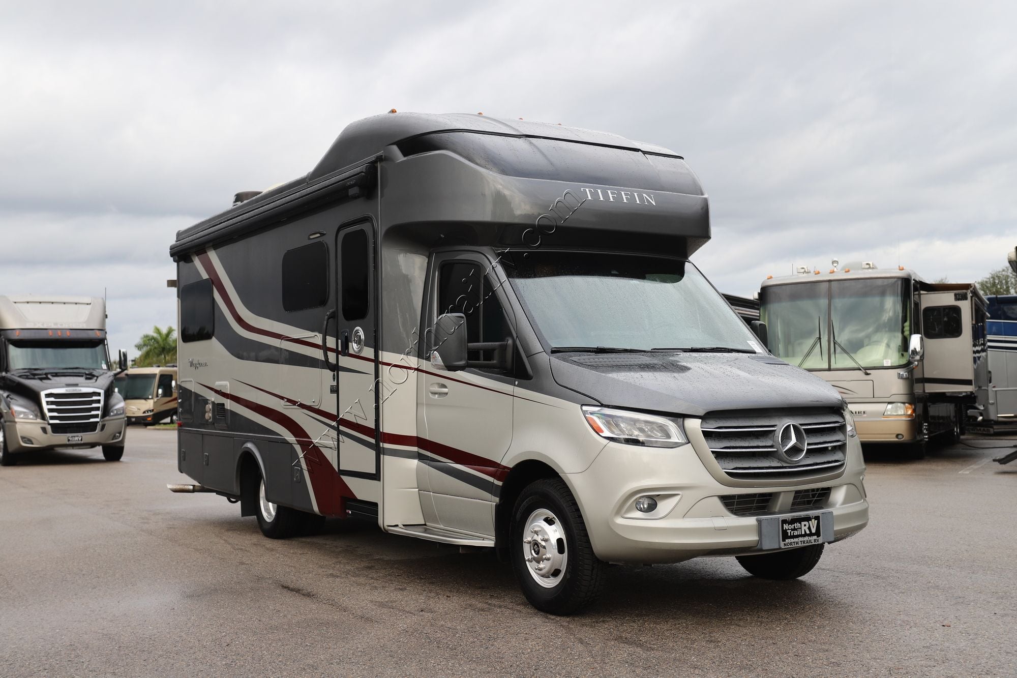 Used 2020 Tiffin Motor Homes Wayfarer 25TW Class C  For Sale