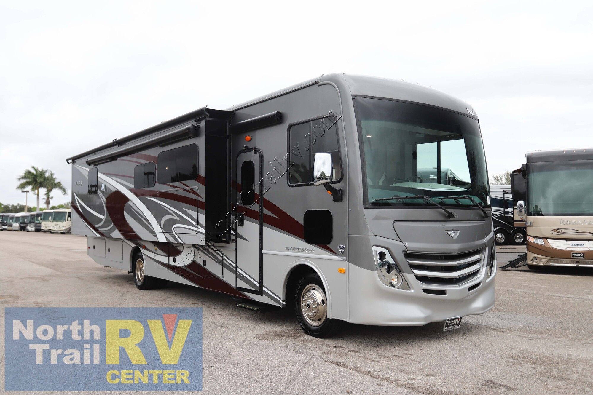 Used 2024 Fleetwood Flex 35R Class A  For Sale