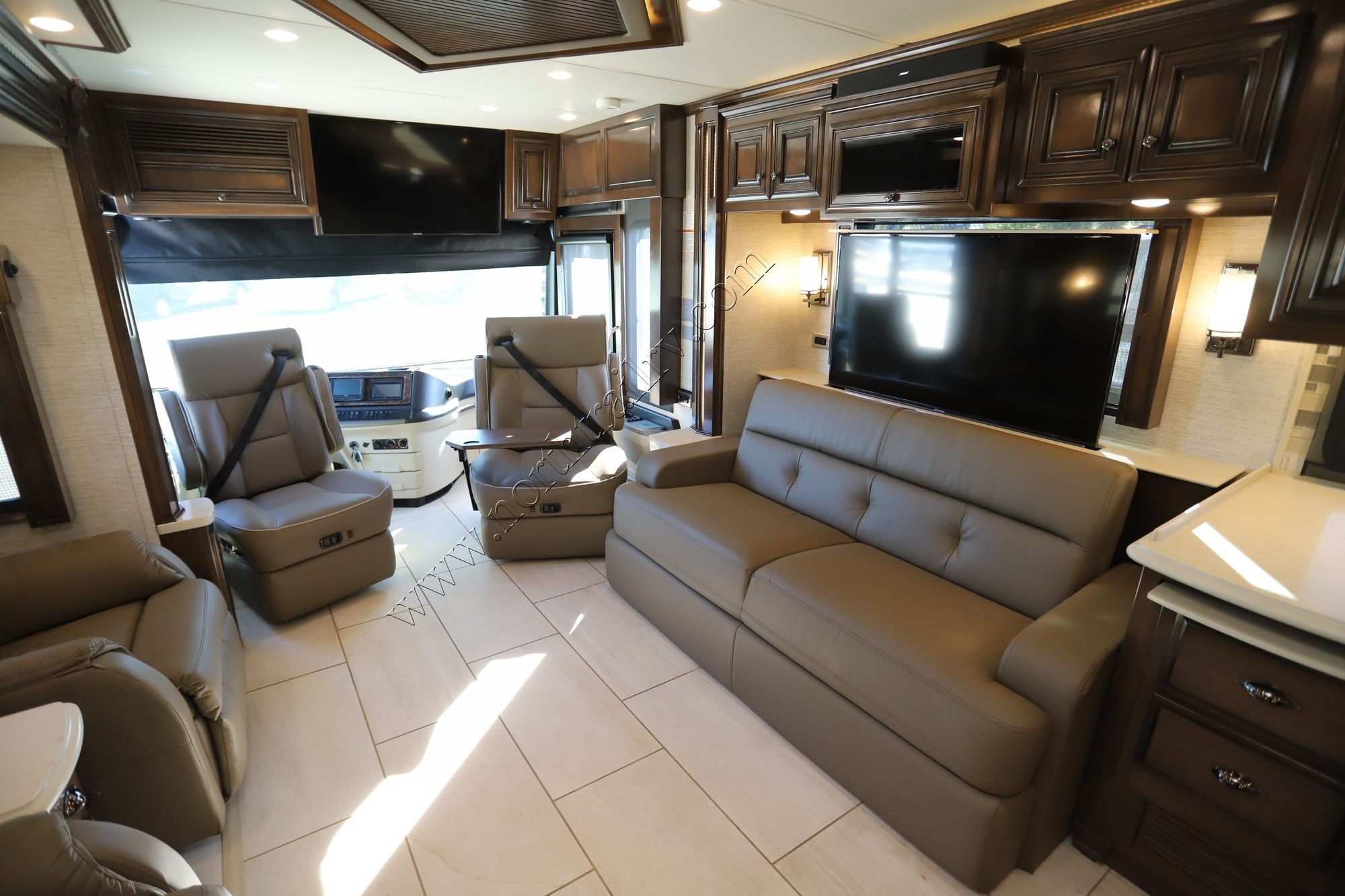 Used 2020 Newmar Dutch Star 4369 Class A  For Sale