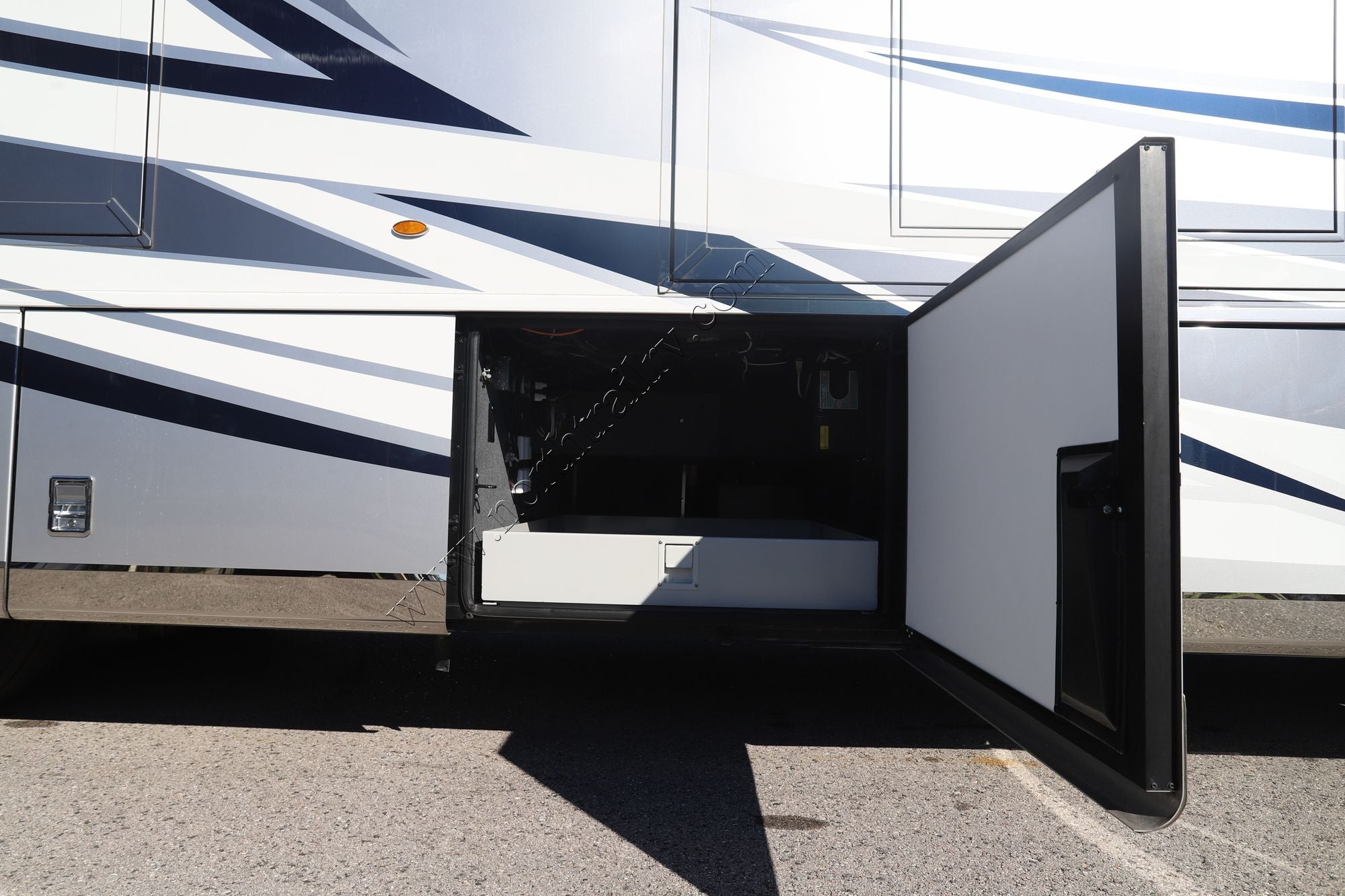 Used 2022 Newmar Dutch Star 4081 Class A  For Sale