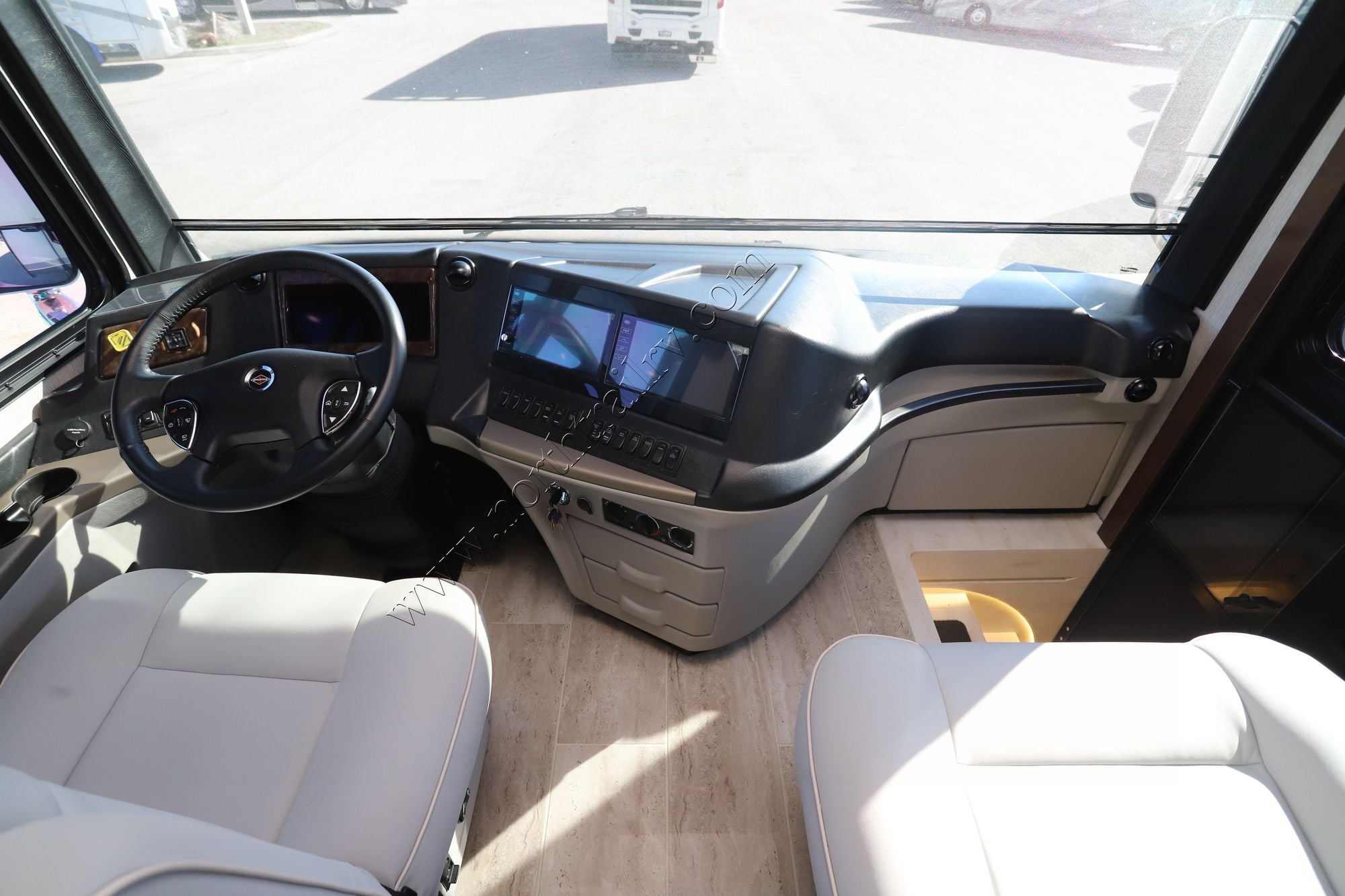 Used 2022 Newmar Dutch Star 4081 Class A  For Sale