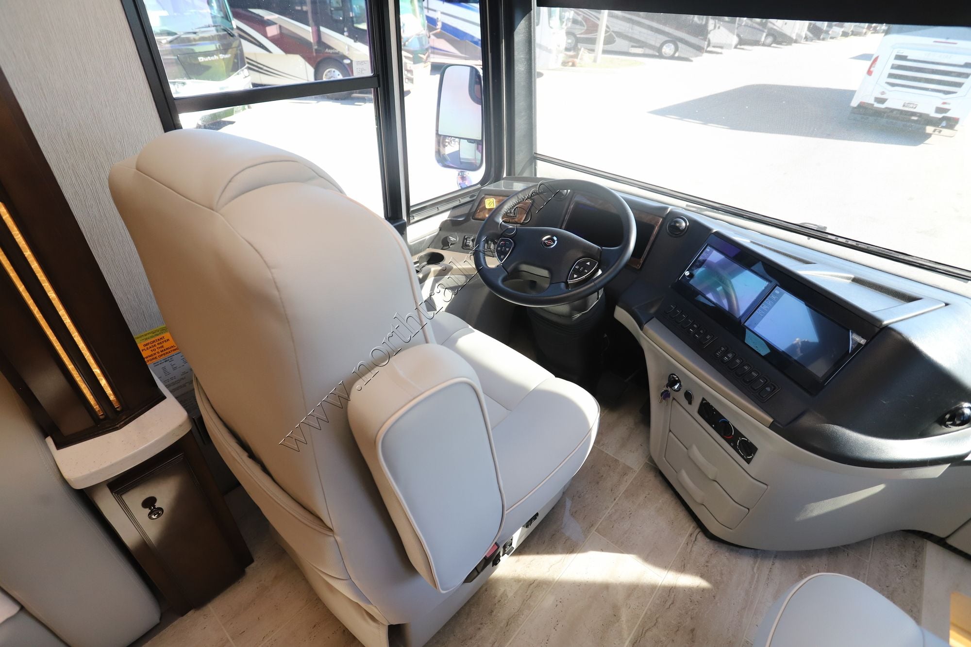 Used 2022 Newmar Dutch Star 4081 Class A  For Sale