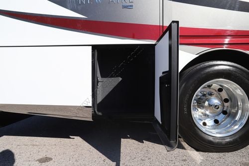 2023 Newmar New Aire 3547 Class A