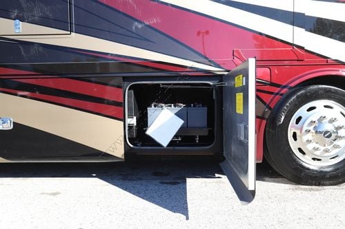 2022 Tiffin Motor Homes Allegro Red 33AA