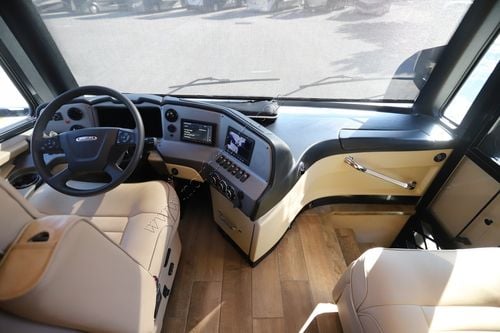 2022 Tiffin Motor Homes Allegro Red 33AA