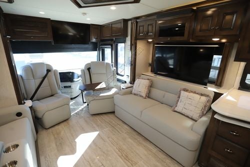 2022 Newmar Dutch Star 4081