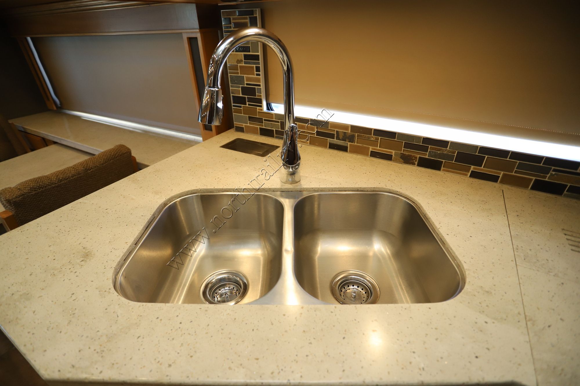 Used 2022 Tiffin Motor Homes Allegro Red 33AA Class A  For Sale