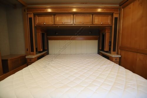 2022 Tiffin Motor Homes Allegro Red 33AA