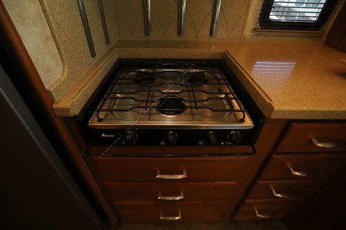 2009 Winnebago Journey 34Y