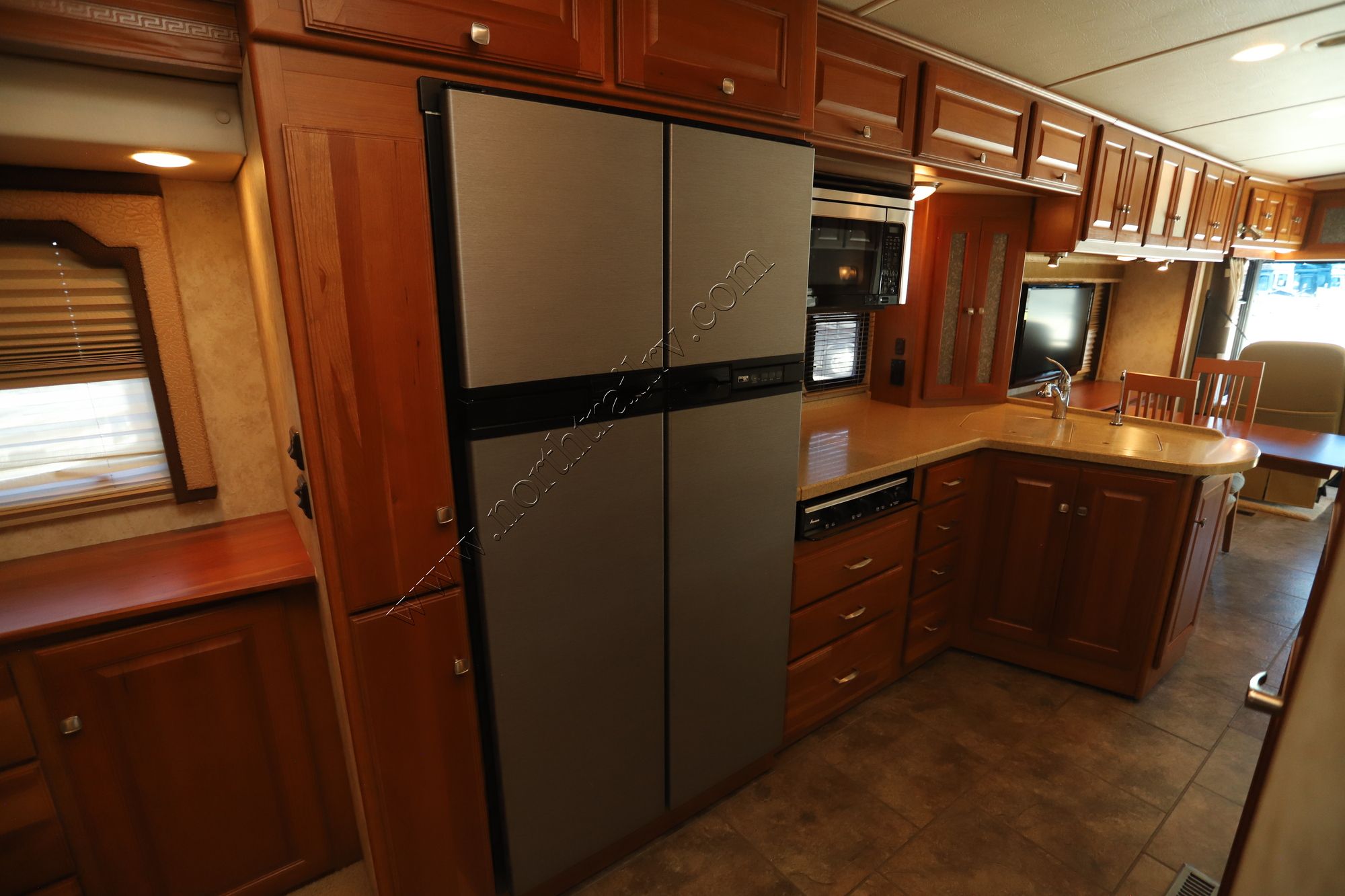 Used 2009 Winnebago Journey 34Y Class A  For Sale