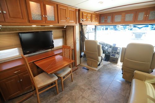 2009 Winnebago Journey 34Y