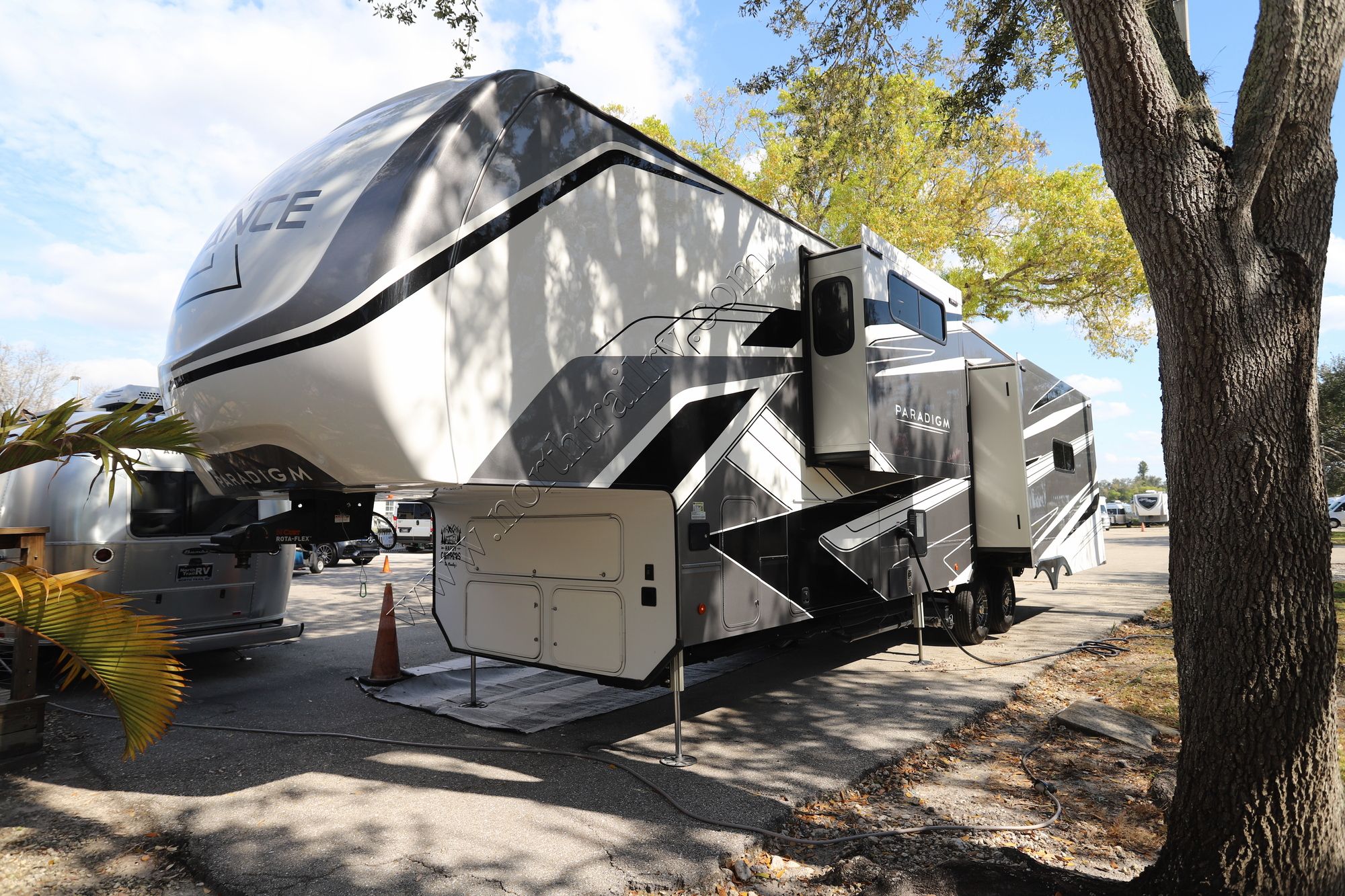 Used 2024 Alliance Paradim 370RB Fifth Wheel  For Sale