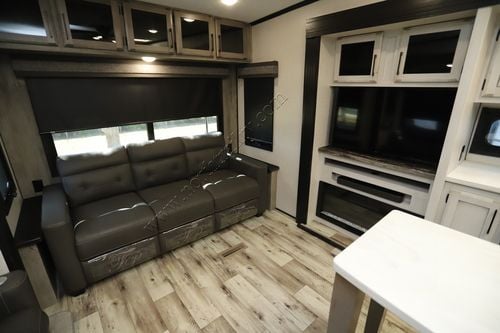 2022 K-Z Durango 301RLT