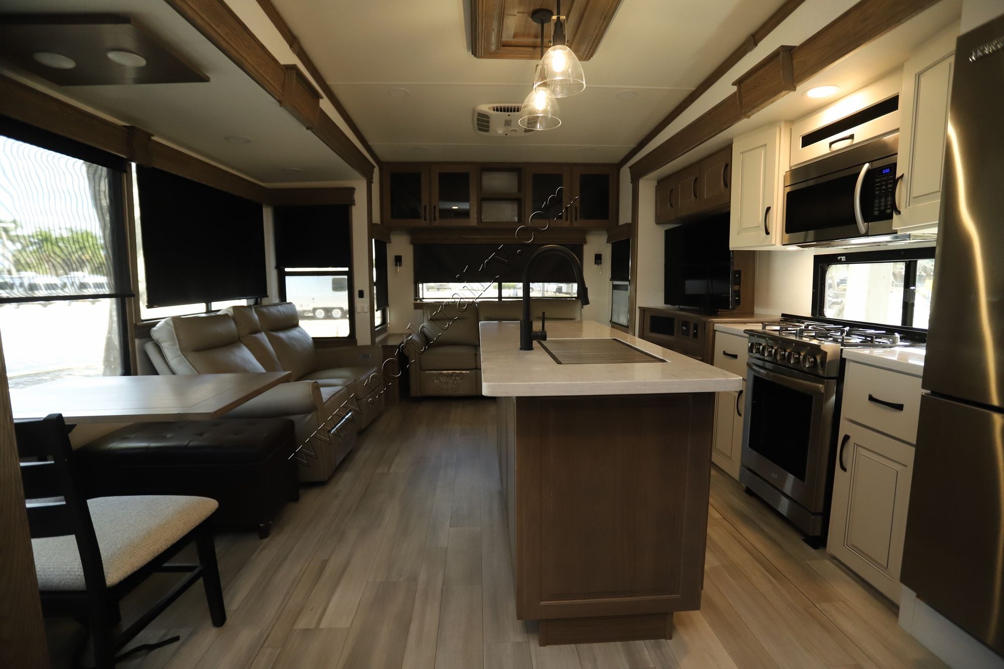 Used 2024 Alliance Paradim 370RB Fifth Wheel  For Sale