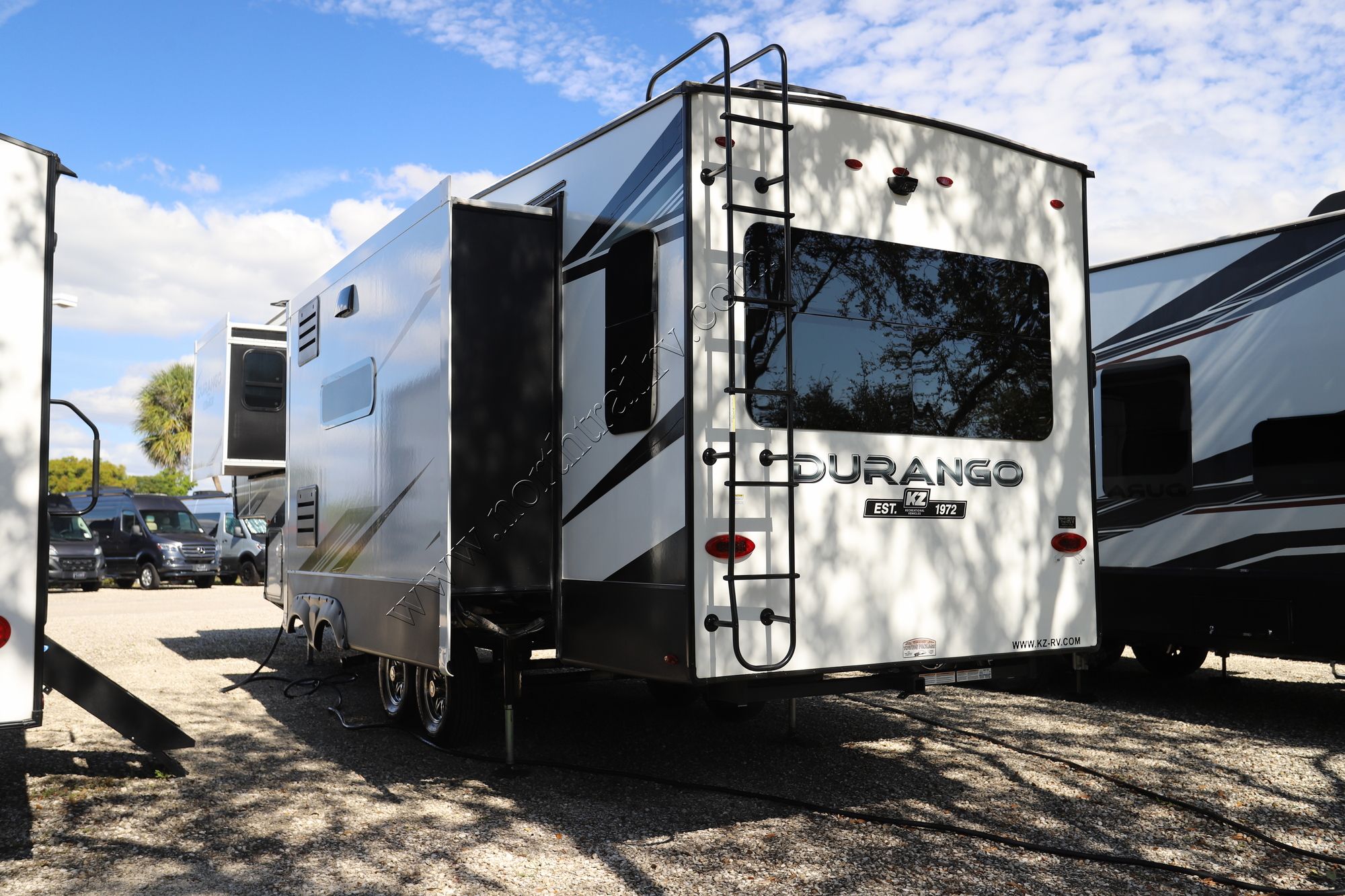 Used 2022 K-Z Durango 301RLT Fifth Wheel  For Sale