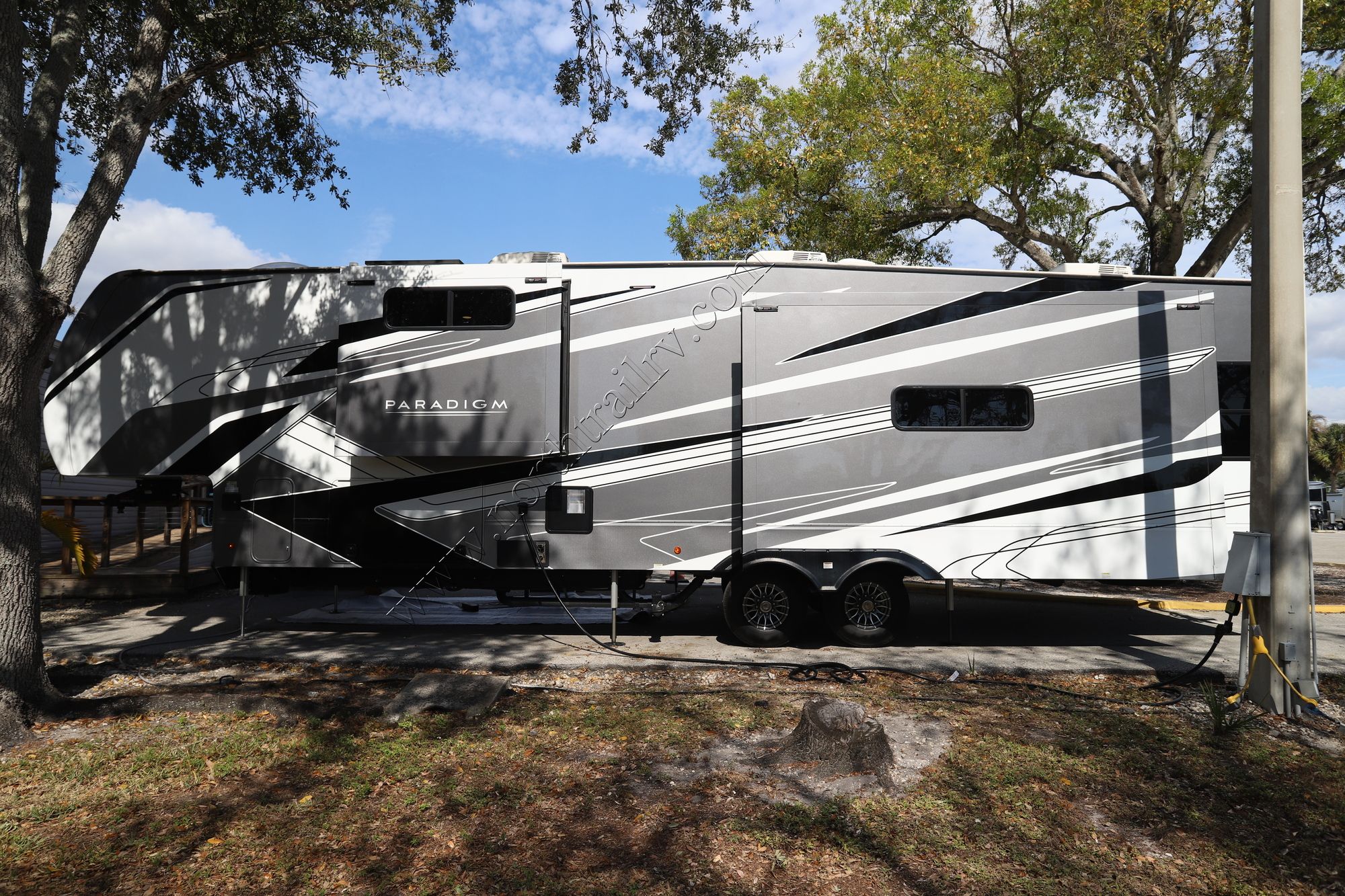Used 2024 Alliance Paradim 370RB Fifth Wheel  For Sale