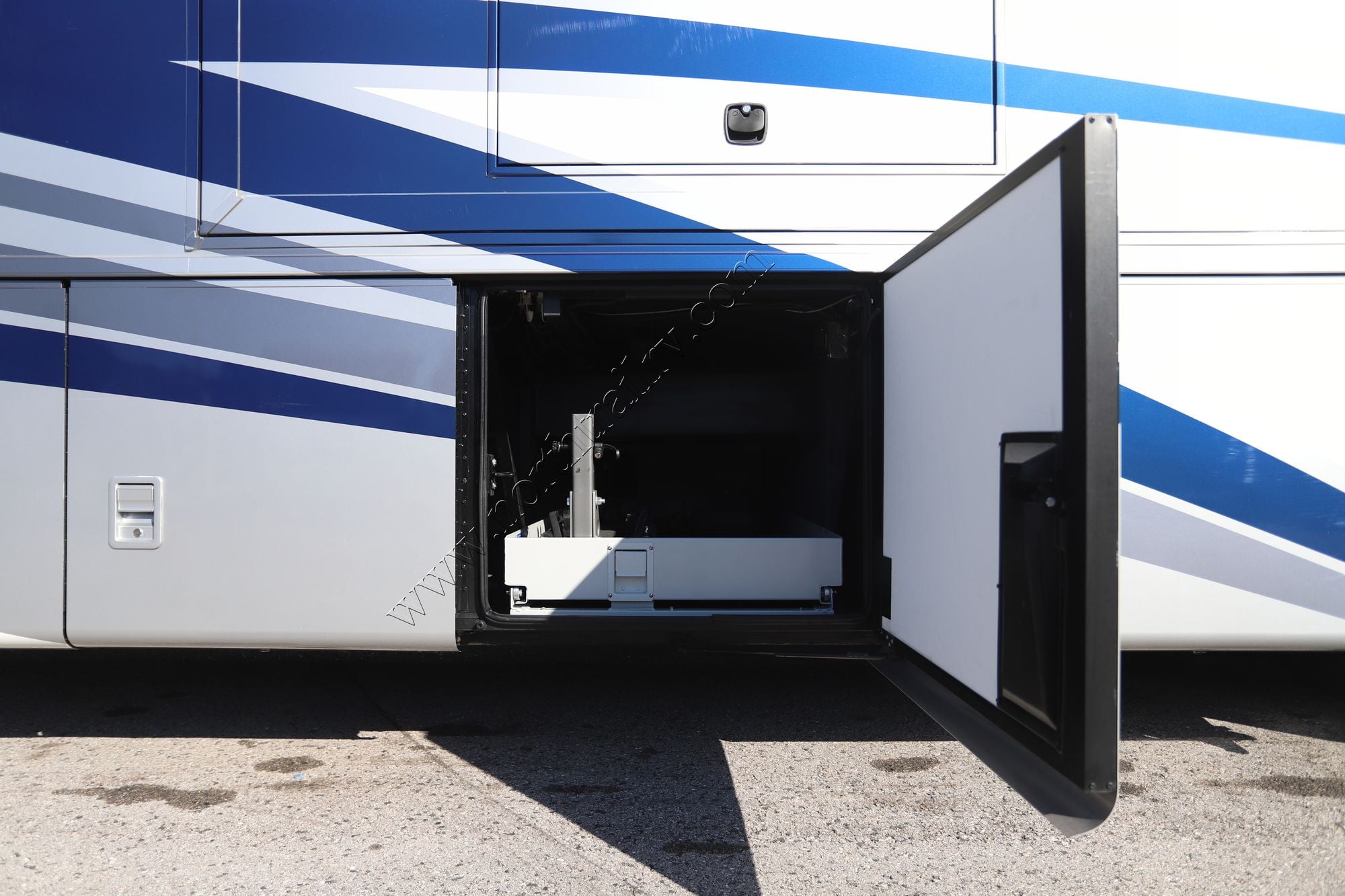 Used 2020 Newmar Ventana 4326 Class A  For Sale