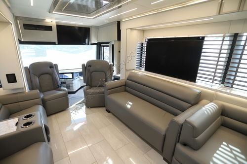 2026 Newmar King Aire 4521