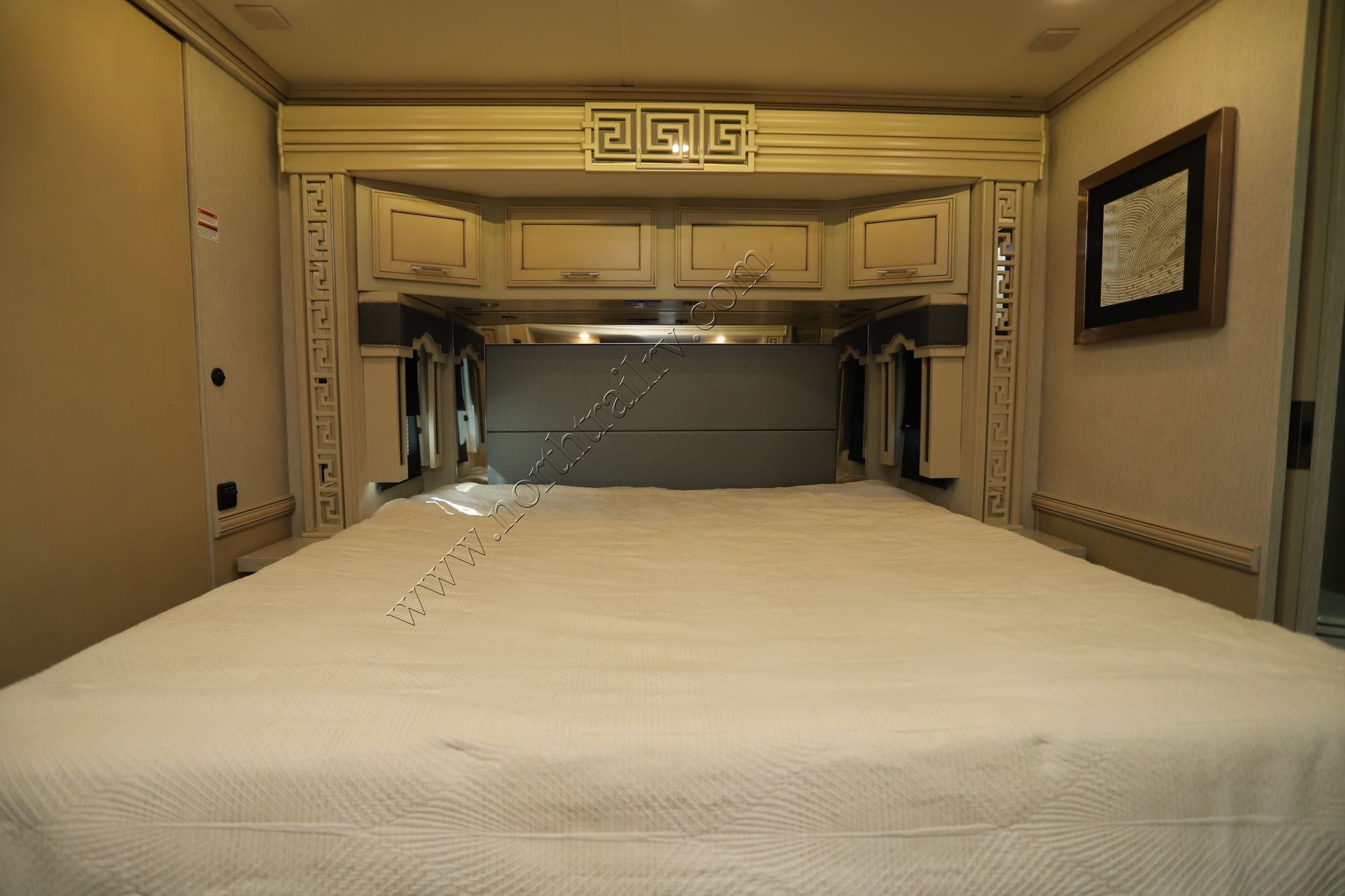 Used 2020 Newmar Ventana 4326 Class A  For Sale