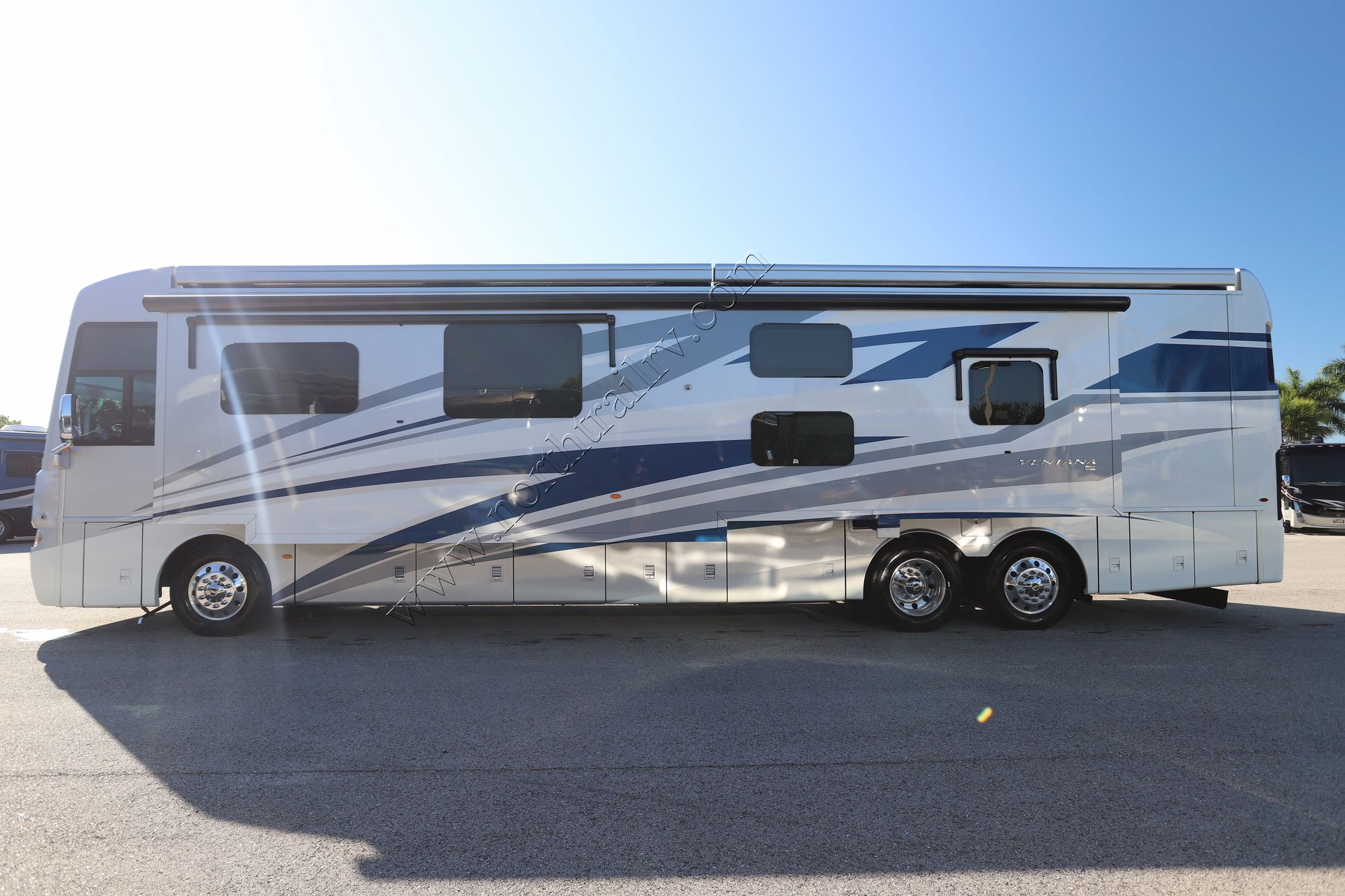 Used 2020 Newmar Ventana 4326 Class A  For Sale