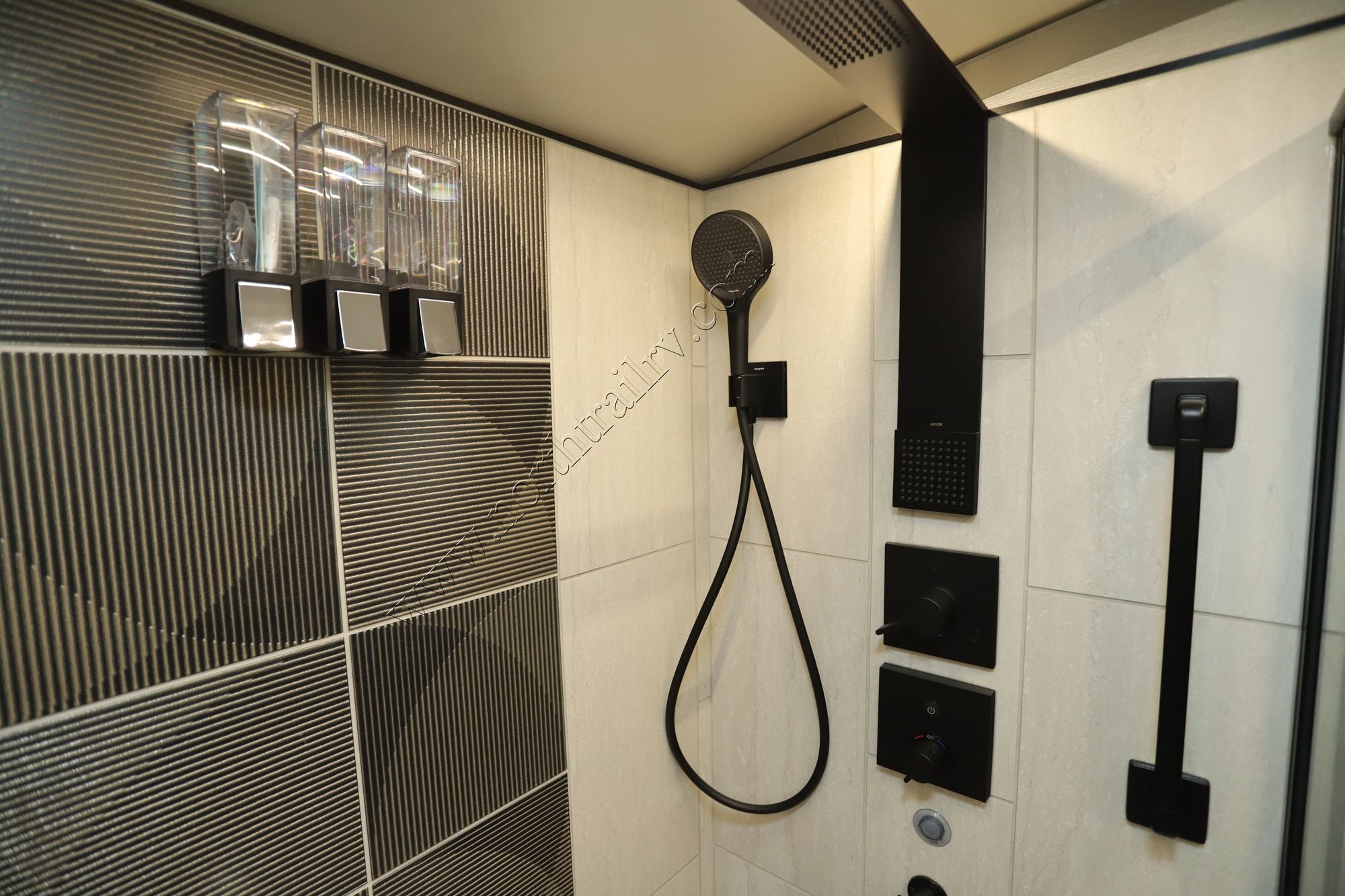 New 2026 Newmar King Aire 4521 Class A  For Sale