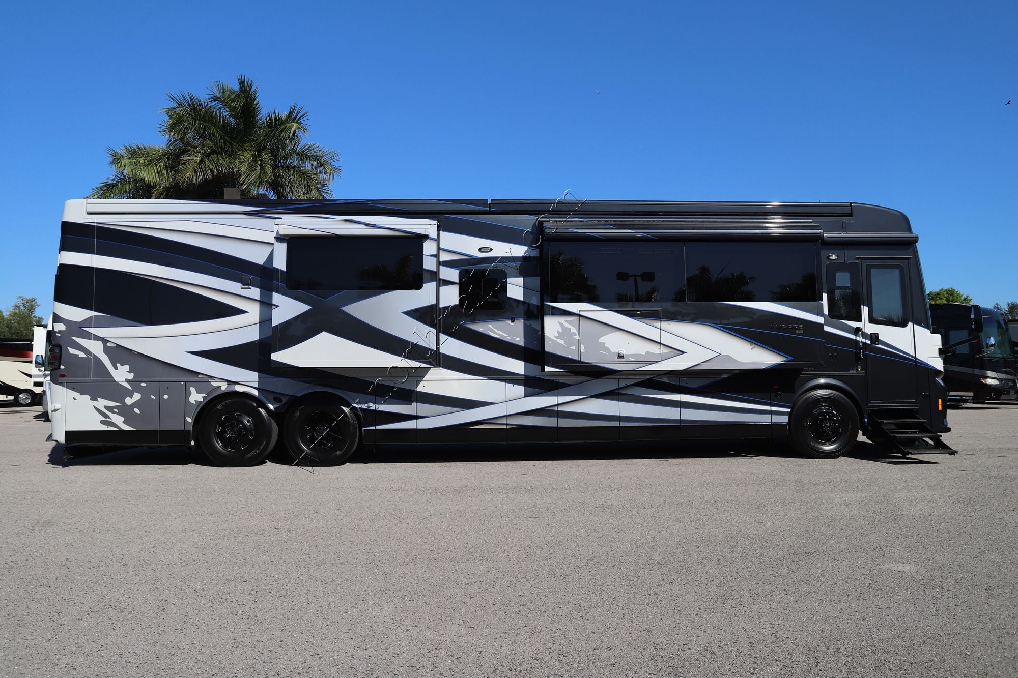 New 2026 Newmar King Aire 4521 Class A  For Sale