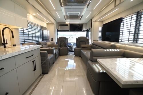 2026 Newmar King Aire 4521