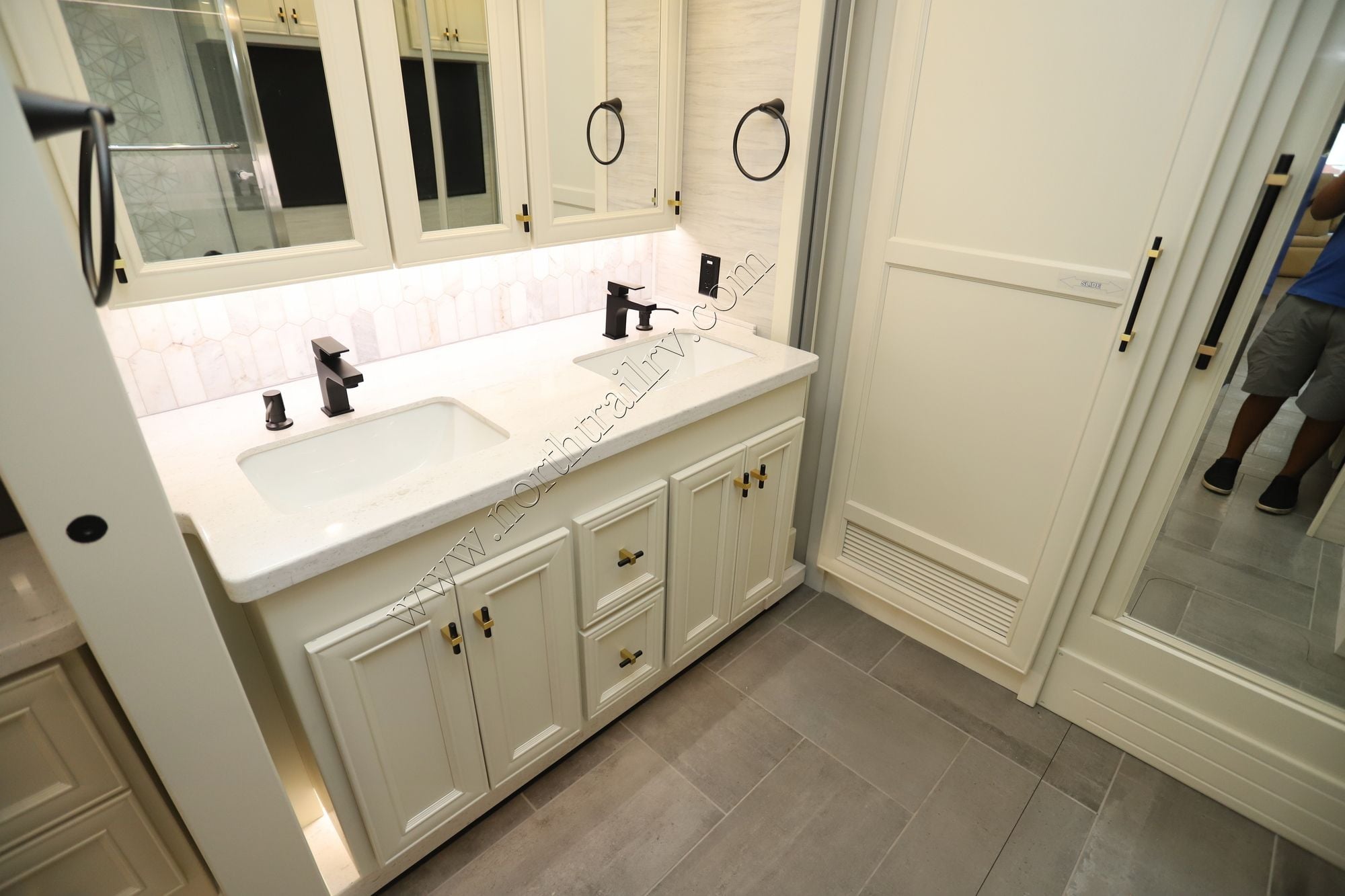 New 2026 Tiffin Motor Homes Allegro Bus 40IP Class A  For Sale