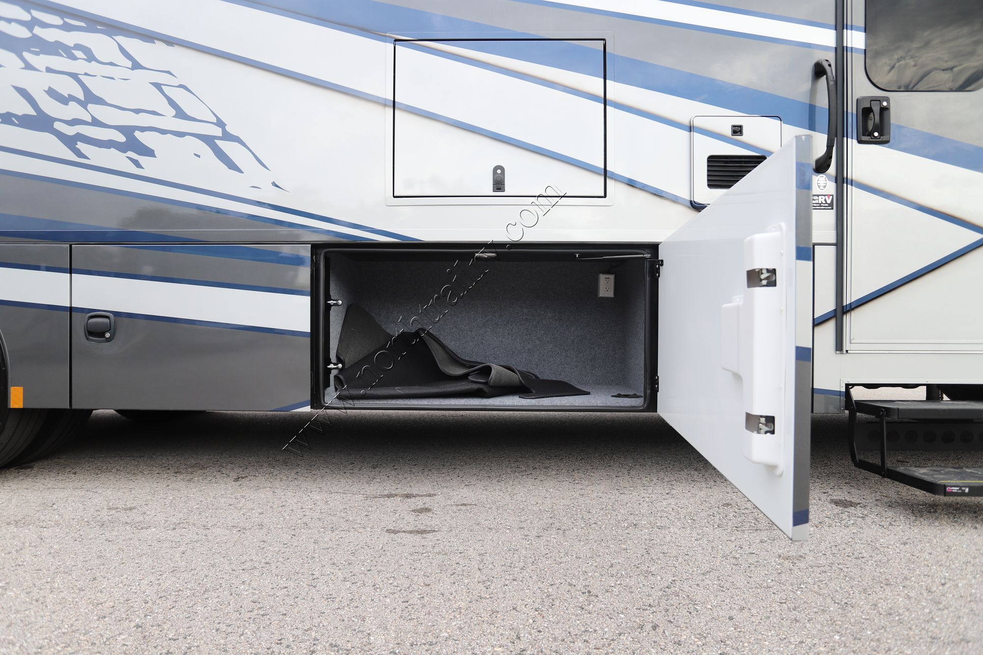 Used 2023 Renegade Rv Valencia 36SB Super C  For Sale